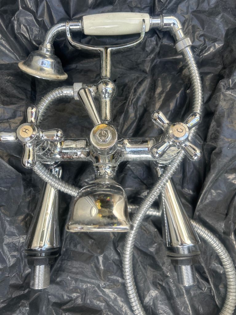 Chrome Bath Mixer Tap with Shower Head – Good Condition