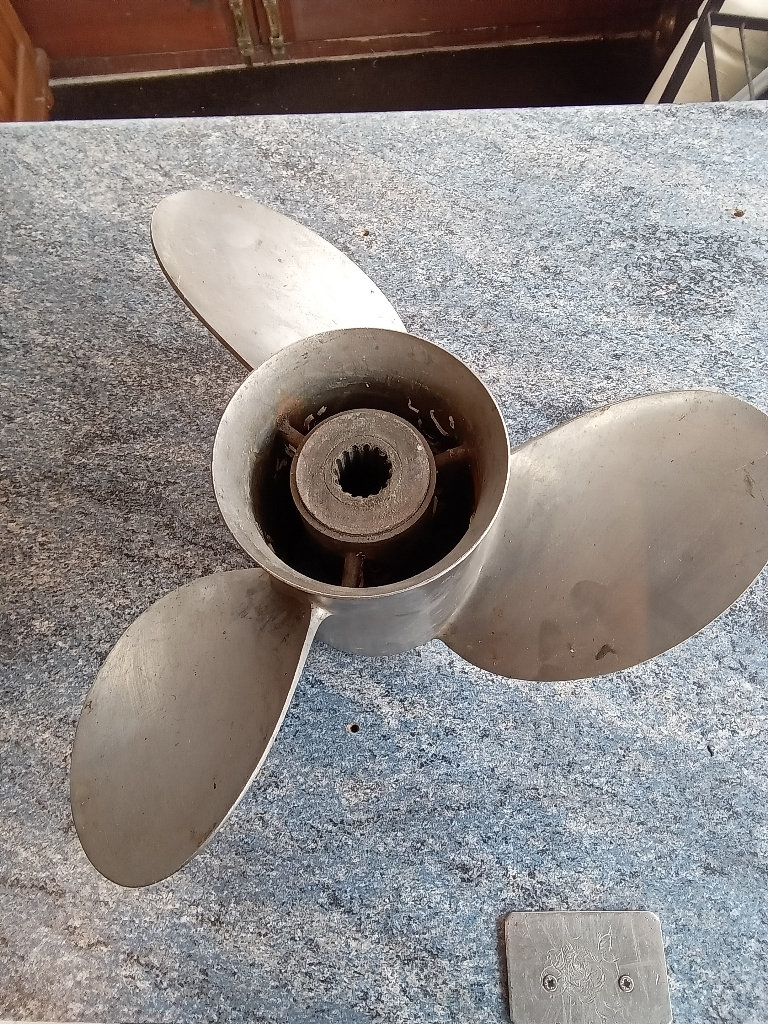 Suzuki outboard Stainless Steel prop.  14 1/14 x 24 pitch. Used 