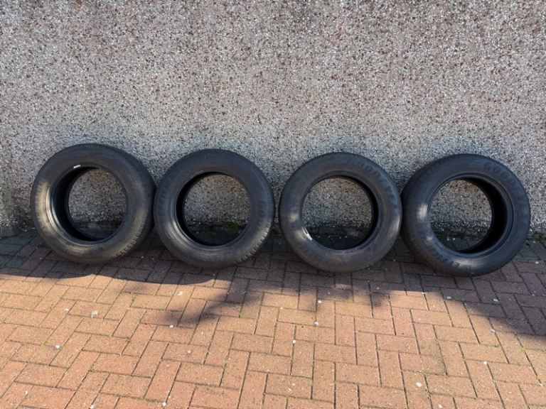 17'' INCH TYRES X 4 - 225/65/17 102H GOODYEAR EFFICIENT GRIP 4 TO 5MM SUV 4X4 225 65 ZR 17