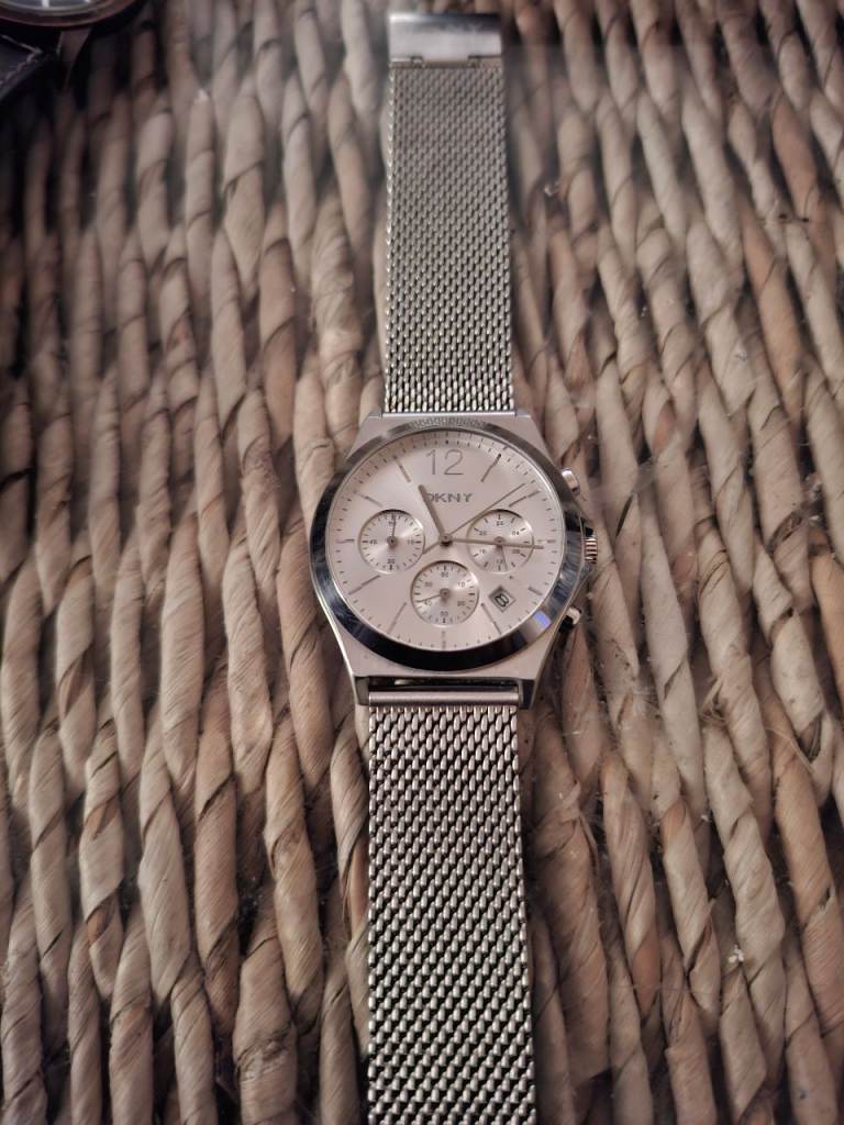 DKNY WATCH