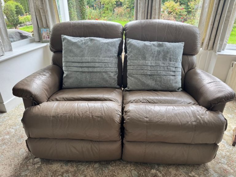 Lazyboy sofas FREE recliningx3