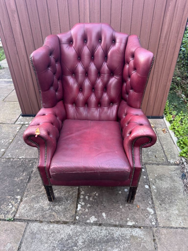Vintage Red Leather Wingback Armchair – Chesterfield Style
