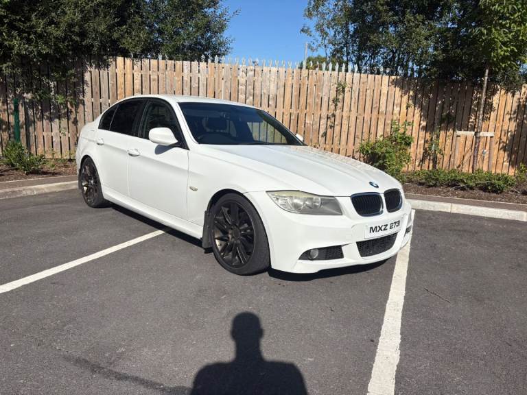 BMW, 3 SERIES, Saloon, 2009, Manual, 1995 (cc), 4 doors