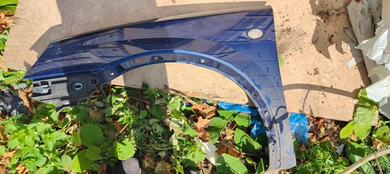 Vauxhall corsa c z21b passenger front wing ultra blue used