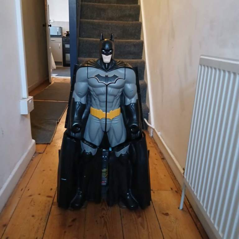 Batman Bat-Tech Batcave 2-in-1 Transforming Playset 33 Inch