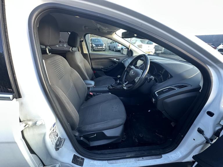 FORD FOCUS 1.6 TDCi Titanium 2015