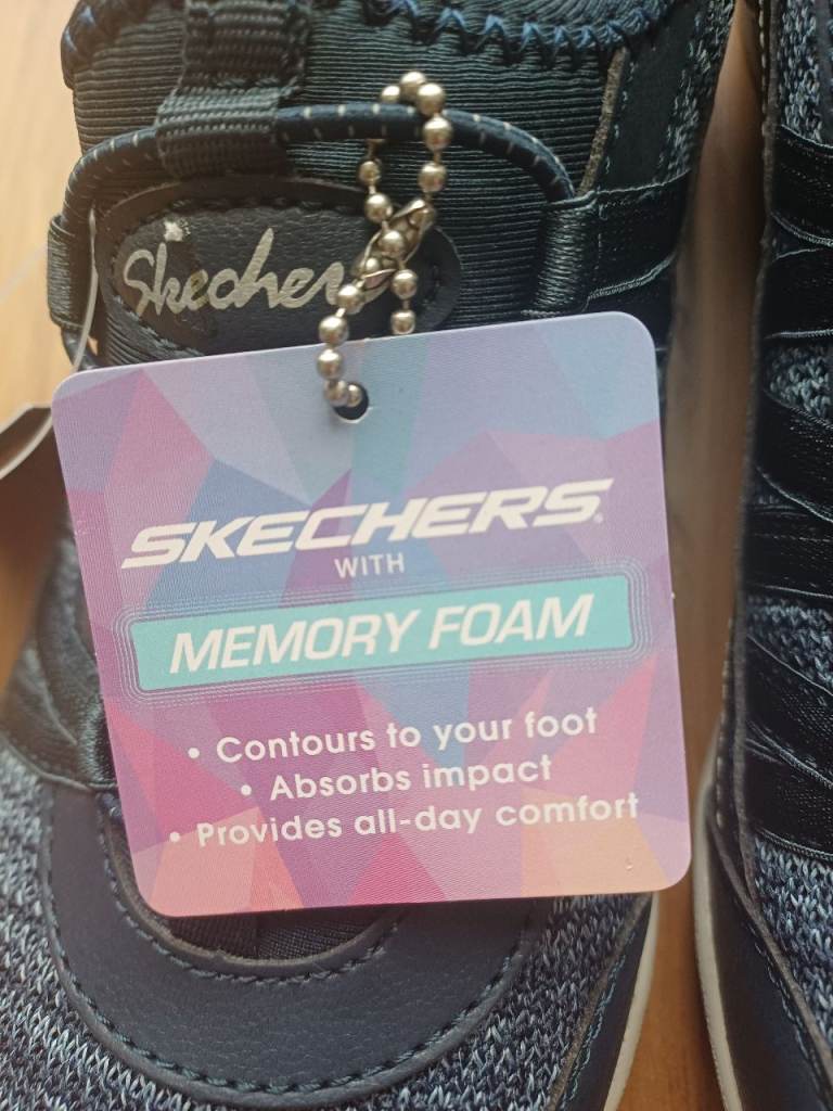 Brand New Skechers Memory Foam Shoes – UK 6, Blue