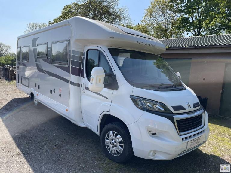 Auto-Sleepers 2017 Corinium Duo - Fixed Single beds Motorhome For Sale
