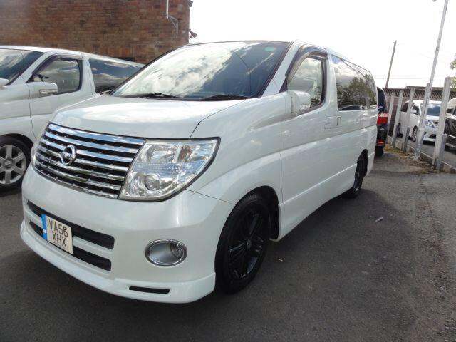 2016 Nissan Elgrand HIGHWAY STAR UK RADIO PETROL Automatic