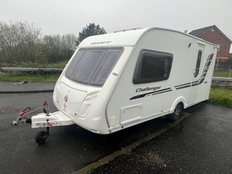 2010 Swift Challenger 480 2 berth caravan, Motor movers, solar panel, immaculate condition 