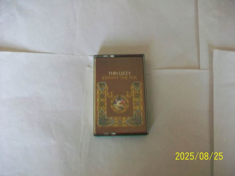 Thin Lizzy Johnny The Fox Music Cassette – Good Condition
