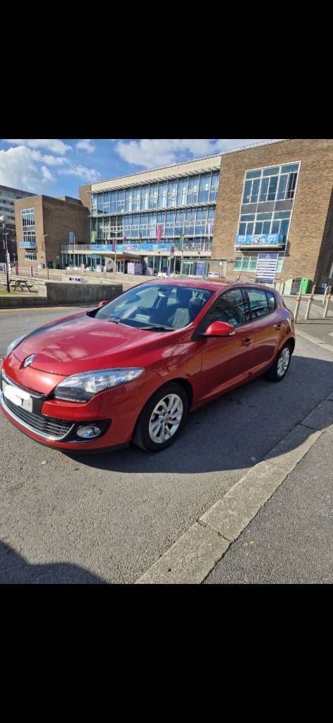 Renault Megane Dynamique Tom Tom DCi. £20 tax