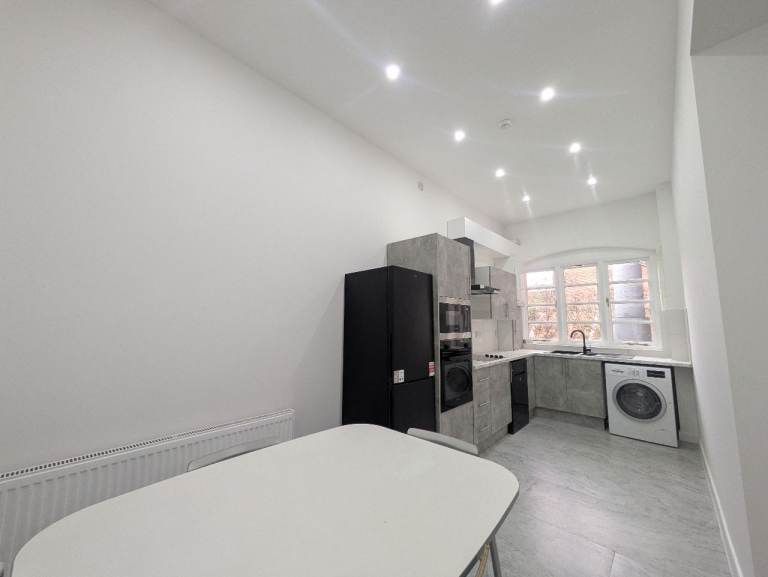 2 Bedroom 2 Bathroom ensuite Luxury Apartment To Let Jewellery Quarter Birmingham