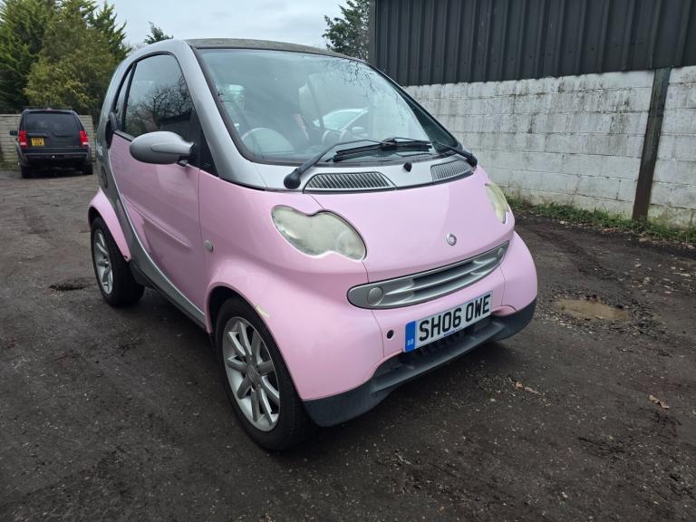 2006 smart fortwo Pink Passion 2dr Auto COUPE Petrol Automatic