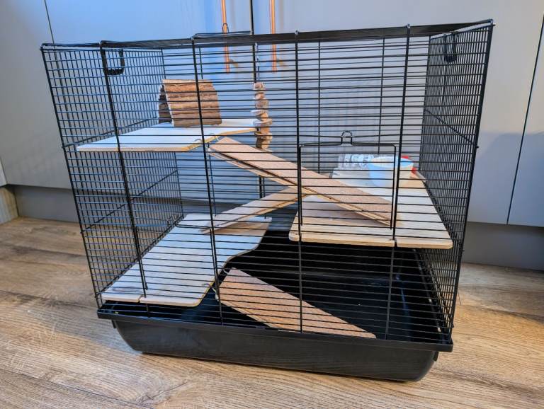 Large hamster cage 