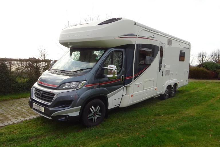 Auto-Trail Comanche Frontier 2017 4 Berth 2 Belt Island Bed Motorhome For Sale