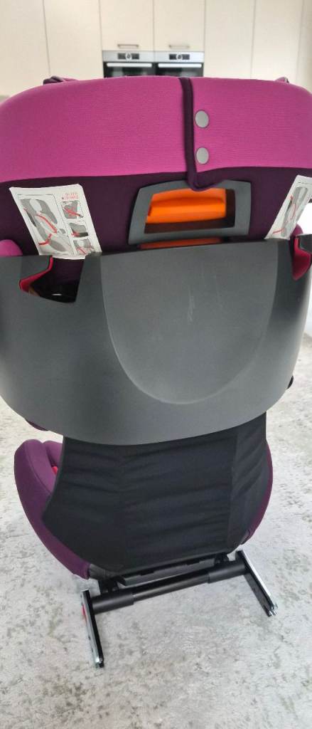 Cybex x-fix car seat