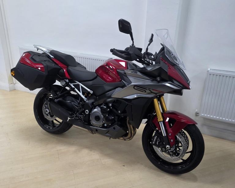 Suzuki GSX-S1000GX + Plus