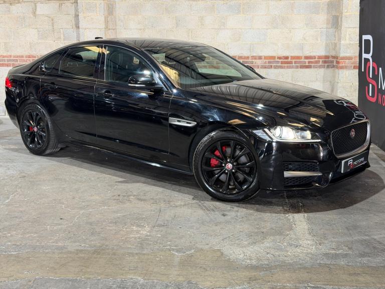 2017 Jaguar XF 2.0d R-Sport Saloon 4dr Diesel Auto Euro 6 (s/s) (240 ps)
