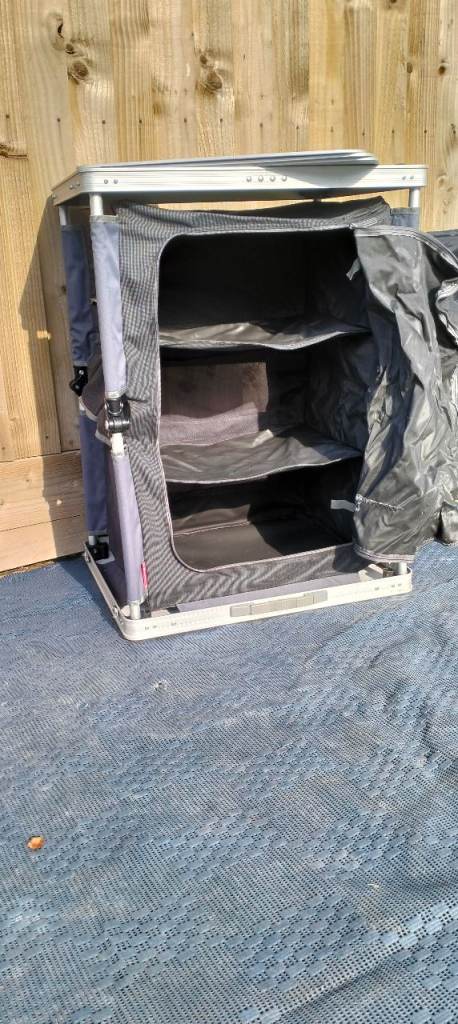 Isabella storage unit 