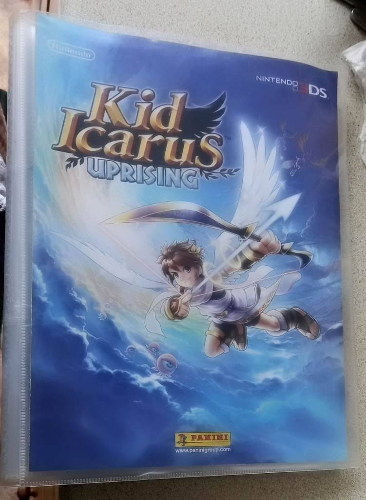 Kid Icarus Collector Cards Book (INCOMPLETE)