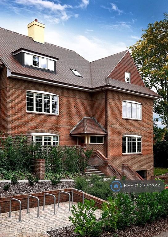 4 bedroom flat in Sarum Road, Winchester, SO22 (4 bed) (#2770344)