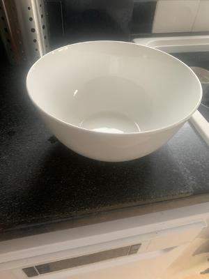 White fine china bowl – Good Condition