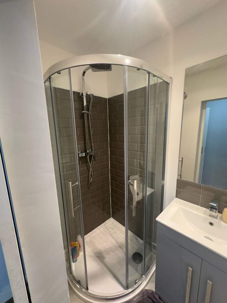 HARROW 6 BED HMO ALL ENSUITES/LIVING ROOM KITCHEN SUPPORTED LIVING/SERVICED ACCOMMODATION NO AGENTS 