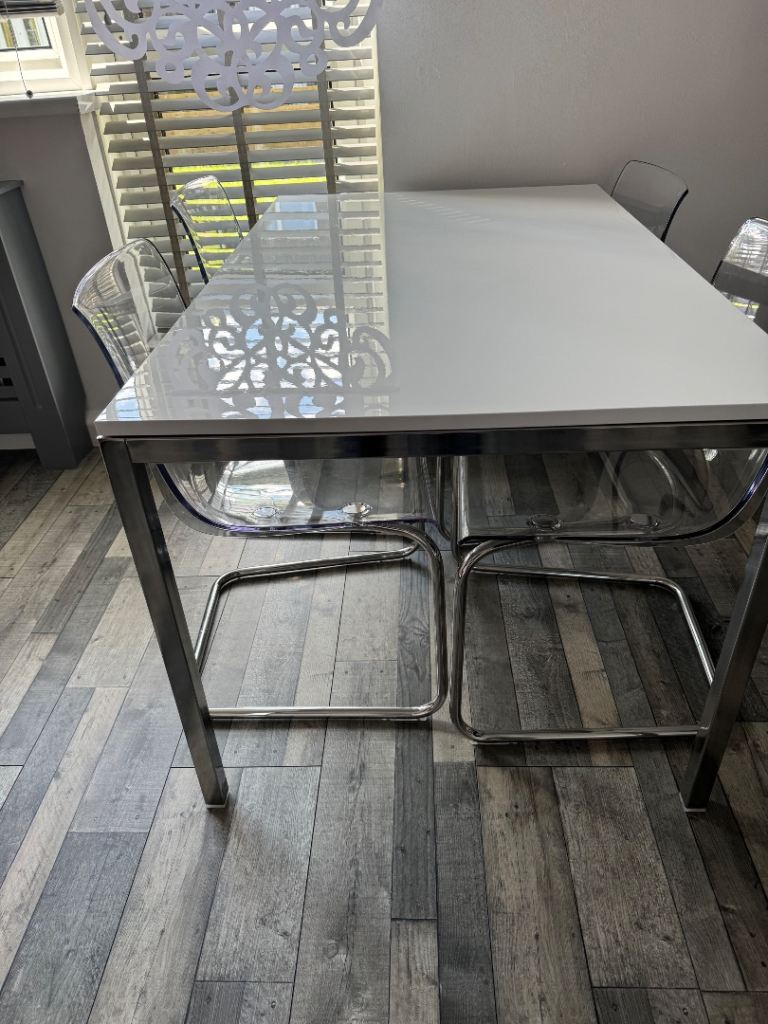 Ikea White High Gloss Dining table & 4 Clear Chairs 