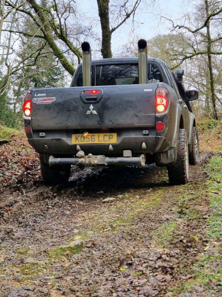 4x4 Mitsubishi, L200, Pick Up, 2006, Automatic, 2477 (cc)