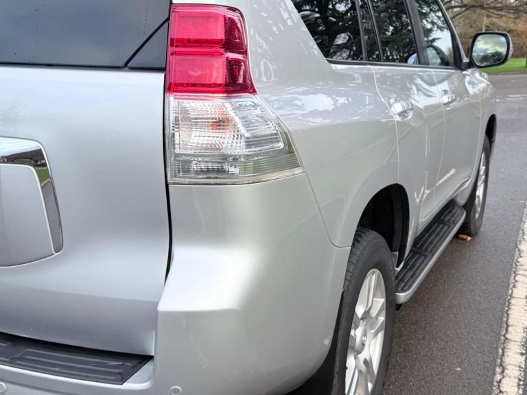 2013 Toyota Land Cruiser 3.0 D-4D LC4 5dr Auto [190] ESTATE DIESEL Automatic