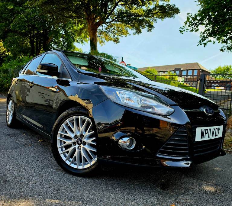 FORD FORD FOCUS ZETEC 1.6 **FULL SERVICE HIST / LONG M.O.T**