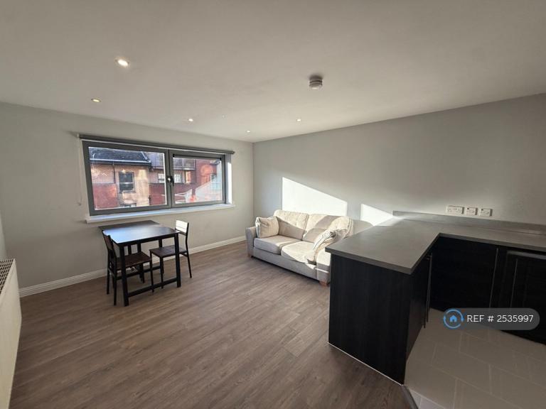 2 bedroom flat in Partick Bridge St, Glasgow, G11 (2 bed) (#2535997)