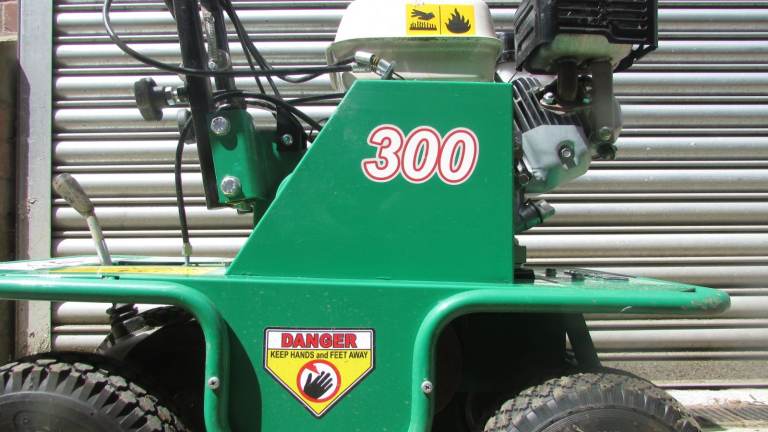  Active 300 Turf cutter - very light use - £2,760 new