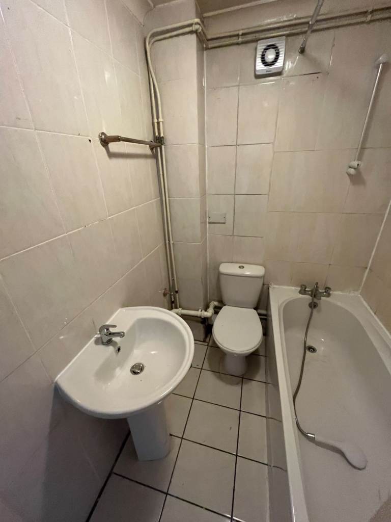 Two Bedroom Flat To Let