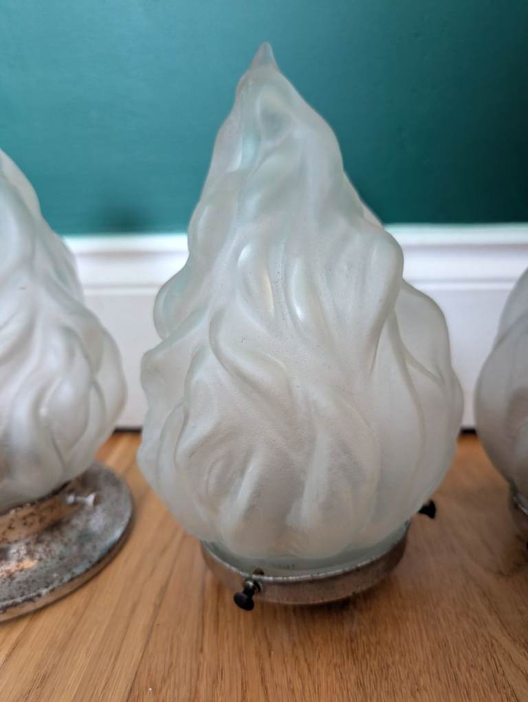 Antique 5 art deco flame frosted glass globe / shade