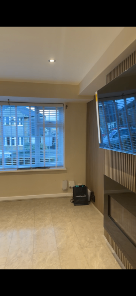 Experienced painter and decorator