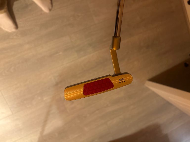 Wilson staff 8861 putter right handed 