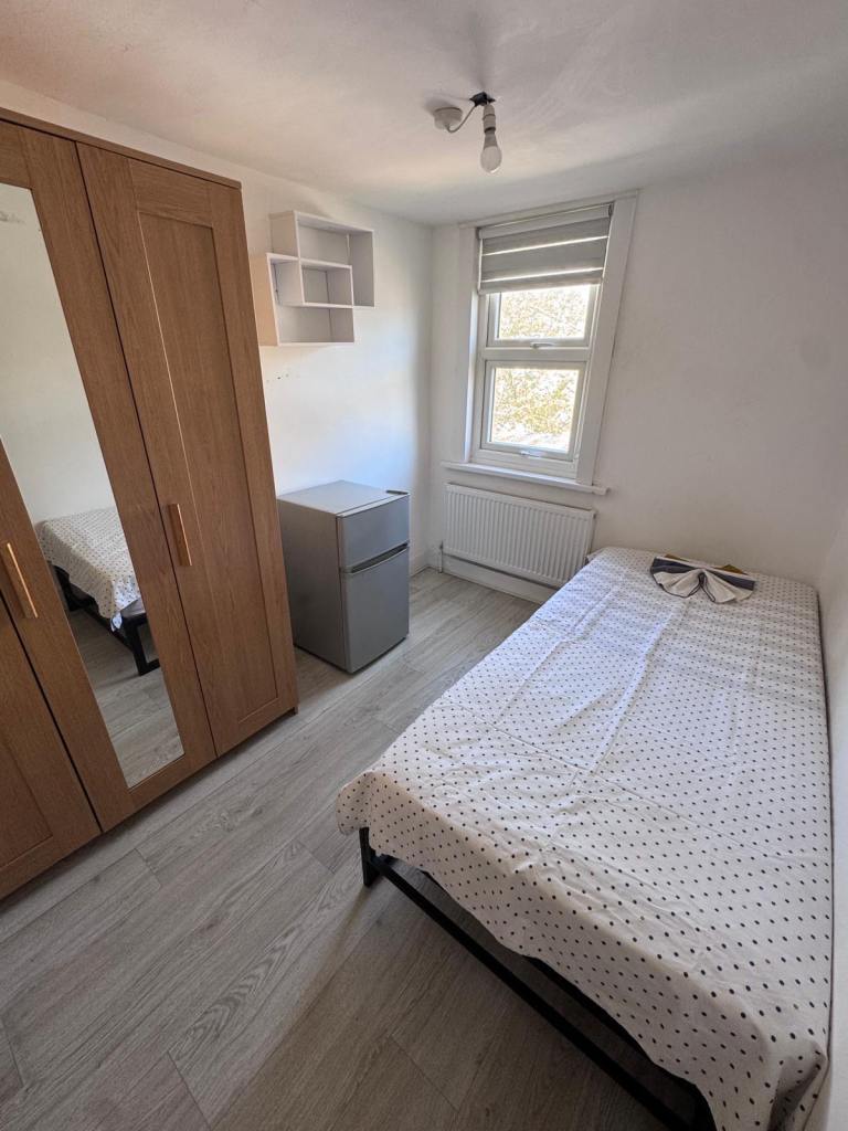 🌸Comfortable Double Room in Seven Sisters – All Bills Included | Available Now🌸