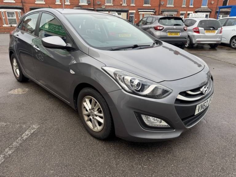 2012 62 HYUNDAI I30 1.6 ACTIVE HATCHBACK 5DR PETROL AUTO EURO 5 (120 PS)