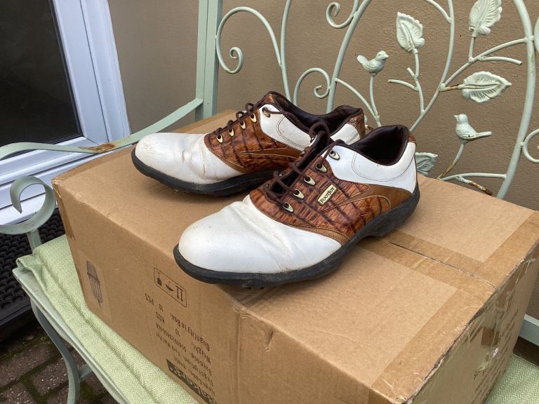   Mens Golf Shoes