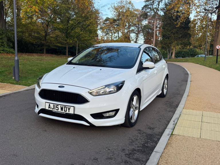 2015 Ford Focus 1.0 EcoBoost 125 Zetec S 5dr HATCHBACK Petrol Manual