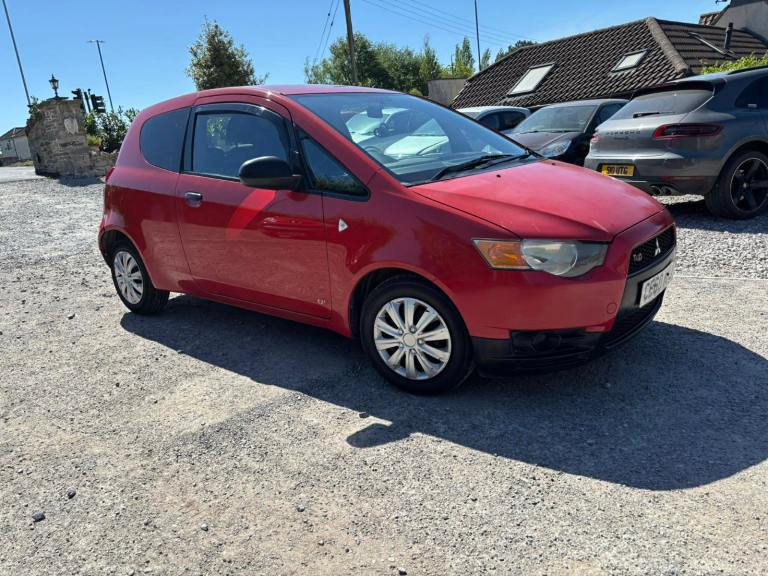 60 Plate Mitsubishi Colt 1.1 Petrol 3 door