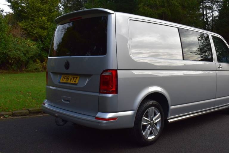 2018 18 VOLKSWAGEN TRANSPORTER 2.0 TDI T32 BLUEMOTION TECH HIGHLINE KOMBI DOUBLE