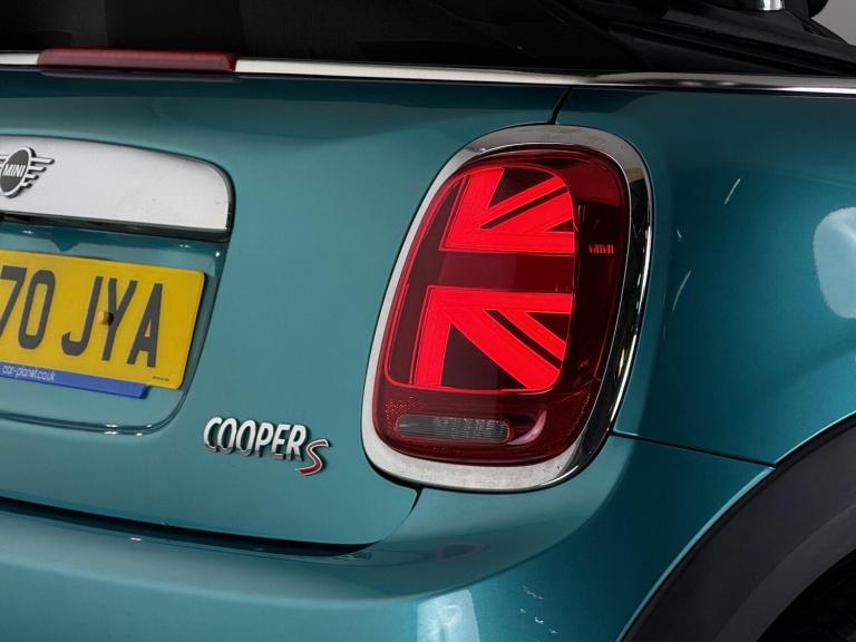 2020 MINI Convertible 2.0 Cooper S Exclusive Steptronic Euro 6 (s/s) 2dr CONVERTIBLE Petrol Autom...