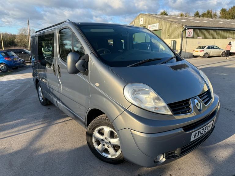 2012 Renault Trafic SL27 SPORT AUTOMATIC X6 SEATER Crew Van Diesel Semi Automatic