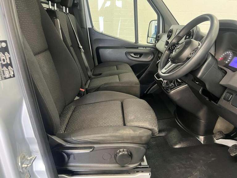 2023 Mercedes-Benz Sprinter 3.5t H2 Premium Van PANEL VAN DIESEL Manual