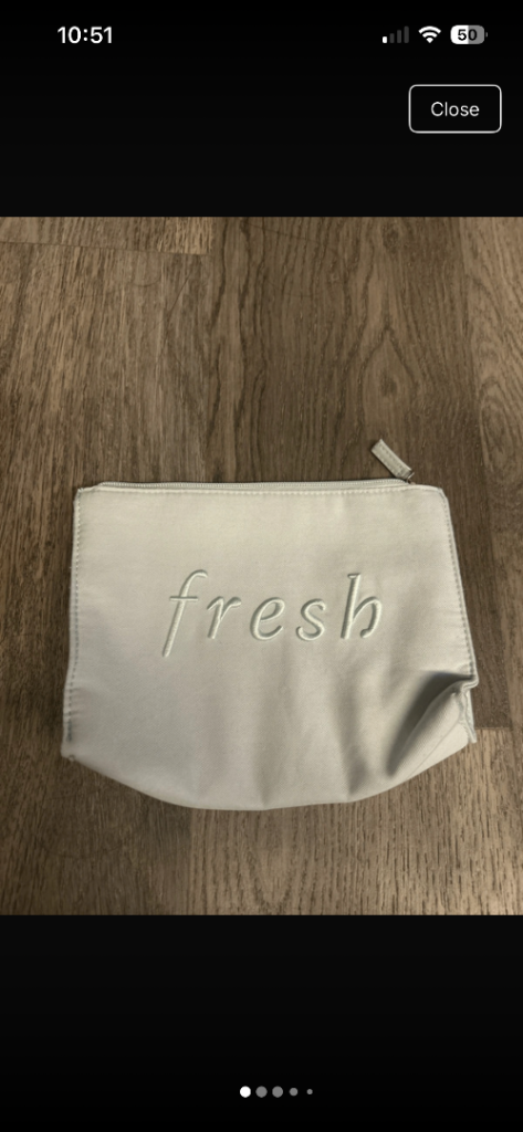 Fresh White Pouch Bag – As Good As New