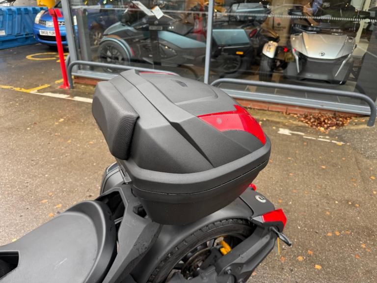 2019 CAN-AM RYKER 900cc fully automatic Spyder trike with Handbraking adaption S