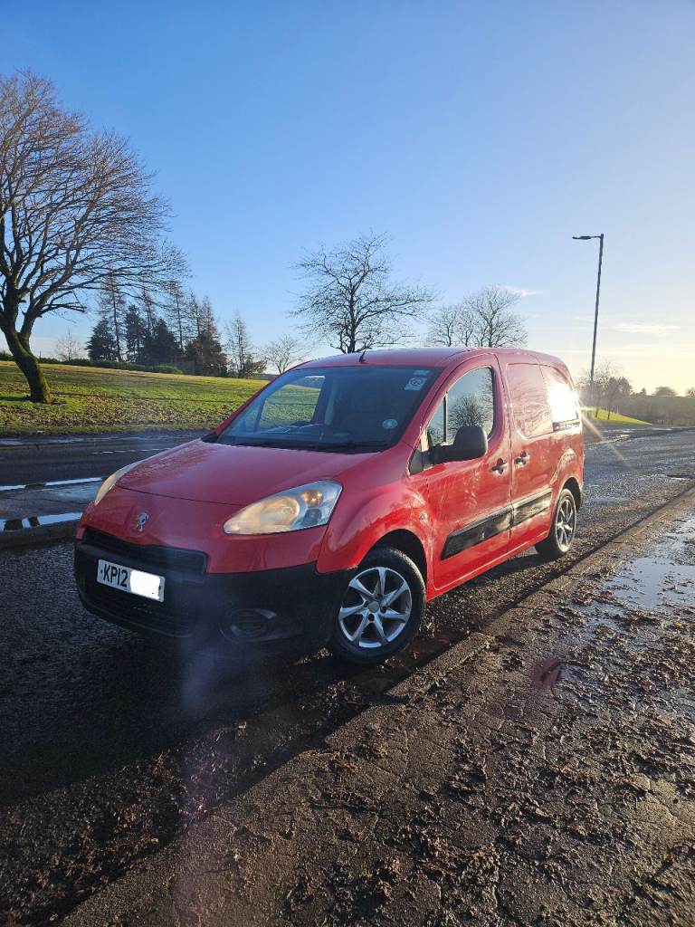 12/ reg  Peugeot partner 1.6 hdi fsh  sim combo connect partner caddy berlingo